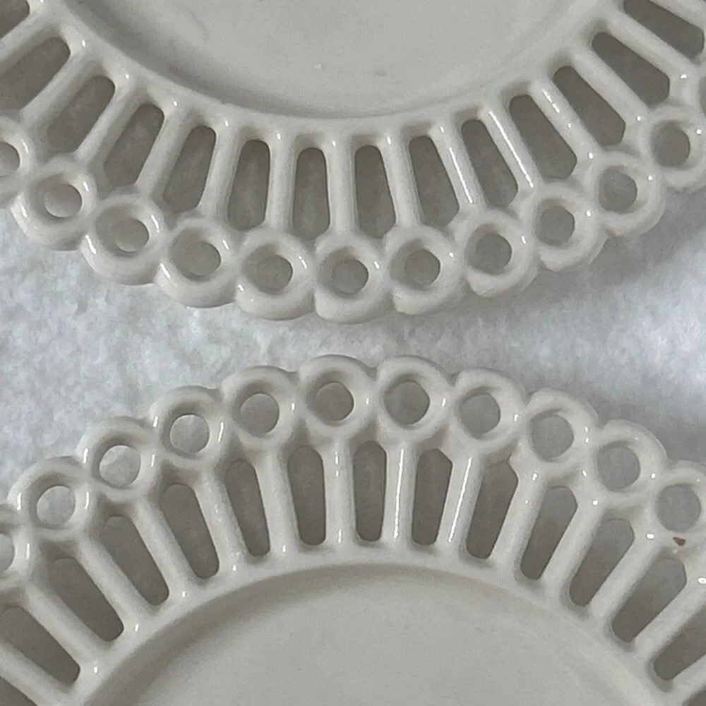 Vintage Milk Glass Ribbon lace edge Dessert Salad Plates Set Of 2 Ivory White